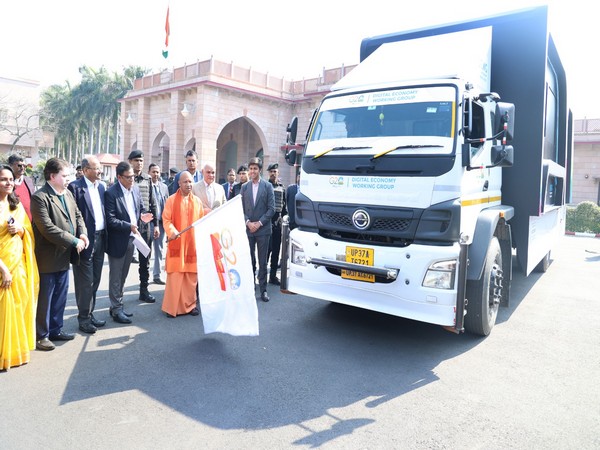 UP CM Yogi Adityanath flagging off G-20 van (Photo/ANI)