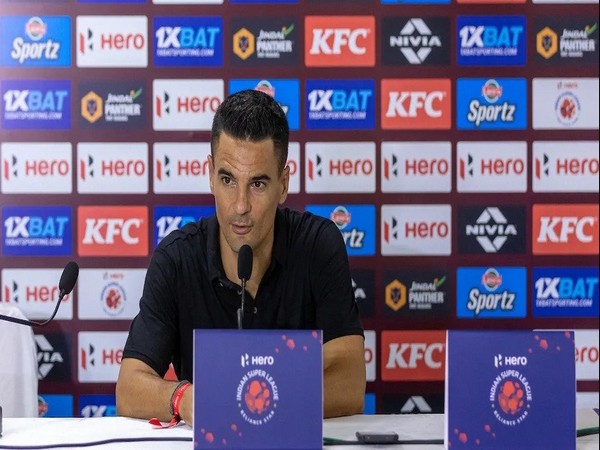 FC Goa head coach Carlos Pena (Photo: ISL Media)