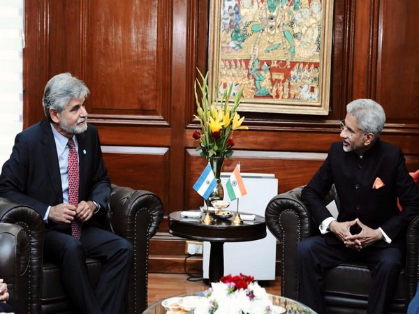 EAM Jaishankar met with Argentina Science and Technology Minister Daniel Filmus (Image Credit: Twitter/@DrSJaishankar)