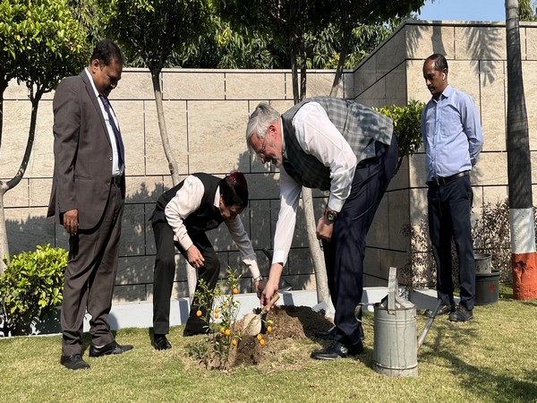 Malida ceremony at the Embassy of Israel in New Delhi (Source: Twitter/@IsraelinIndia)