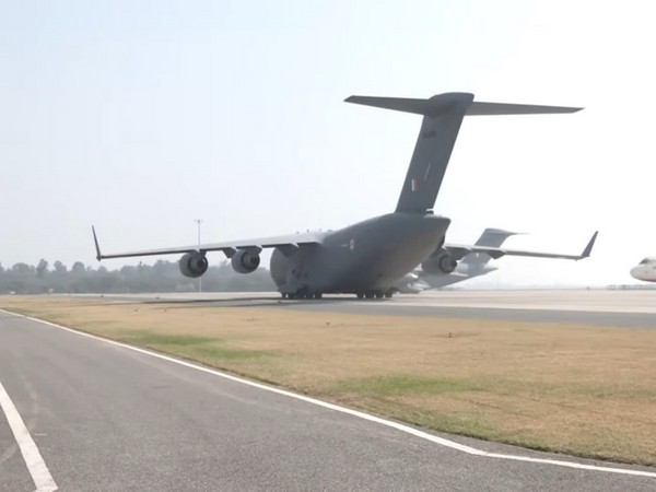 India's second IAF MCC C-17 carrying help leaves for Turkey  (Image Credit: Twitter/@MEAIndia)