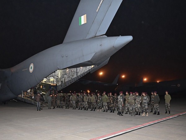 Indian soldiers' medical team going inside the aircraft for Turkey (Image Credit: Bagchi's Twitter)