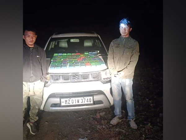 Suspected heroin seized from 2 accused apprehended by police in Mizoram (Photo/Ani)