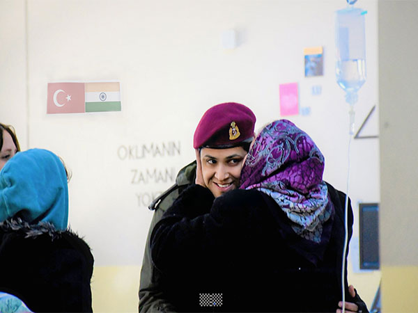 Indian Army female officer hugging a Turkish woman (Source: Twitter/@adgpi)