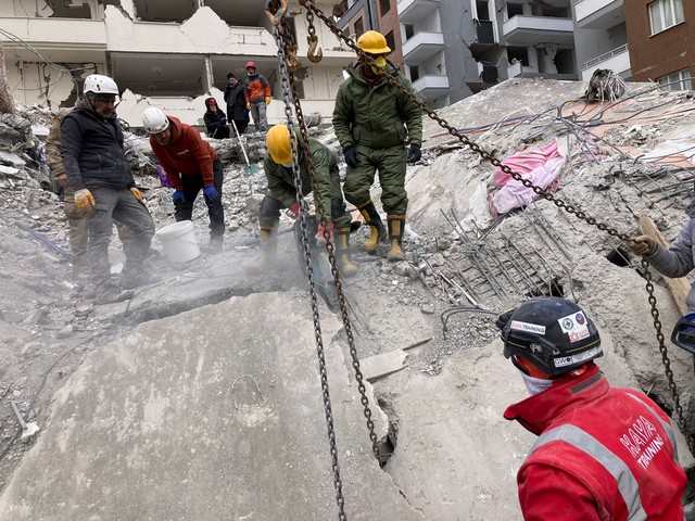 NDRF rescue operations in Turkey (Source: Twitter/@NDRFHQ)