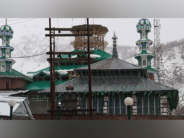 Shrine of Sufi Saint Hazrat Syed Noor Shah Wali Baghdadi (RA) in South Kashmit's Kulgam(Photo/ANI)