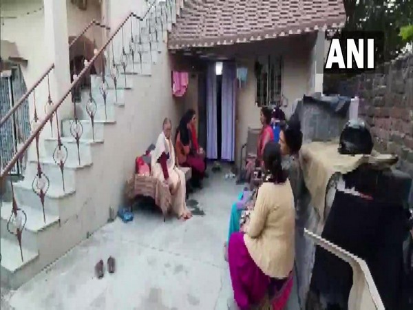 Family of Vijay Kumar mourns his death (Photo/ANI)