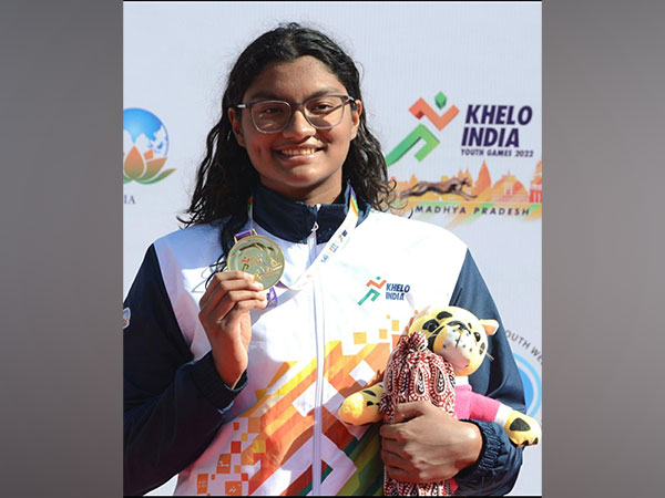 Maharashtra swimmer Apeksha Fernandes, who won five gold medals at KIYG 2022. (Photo- MYAS/SAI Media)