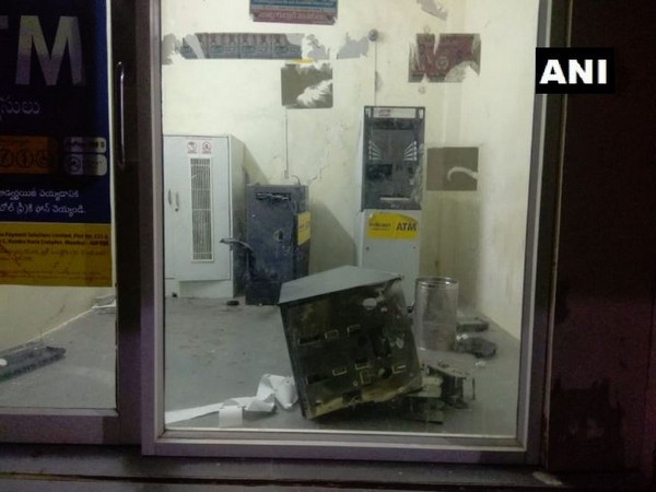 Tamil Nadu Miscreants Break Into 4 Atms Steal Over Rs 80 Lakh Cash