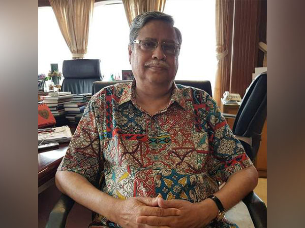 Awami League leader Mohammad Shahabuddin Chuppu (Image Credit: Twitter/@GreenwatchDhaka)