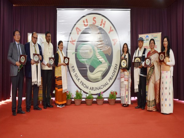 Arunachal first lady Neelam Mishra launching Eri Silk logo.