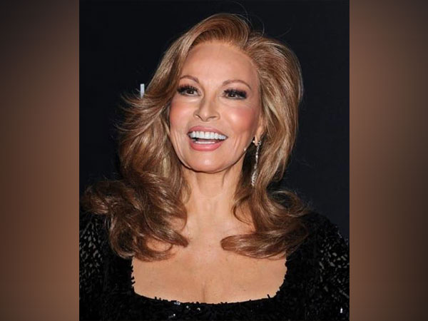 Raquel Welch (Image source: Instagram)