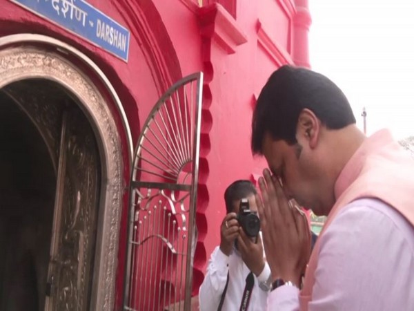 Former CM Biplab Kumar Deb seeks blessings at a temple ahead of casting his vote in Tripura assembly elections (Photo/ANI)