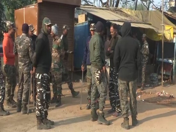 Police team deployed in Palamu's Panki (Photo/ANI)