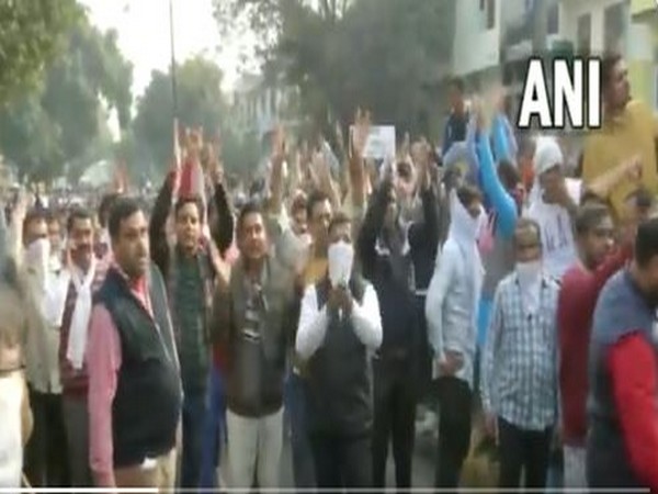 Haryana government employees conducted protest near Haryana Chief Minister Manohar Lal Khattar's residence in Panchkula. (Photo/ANI) 