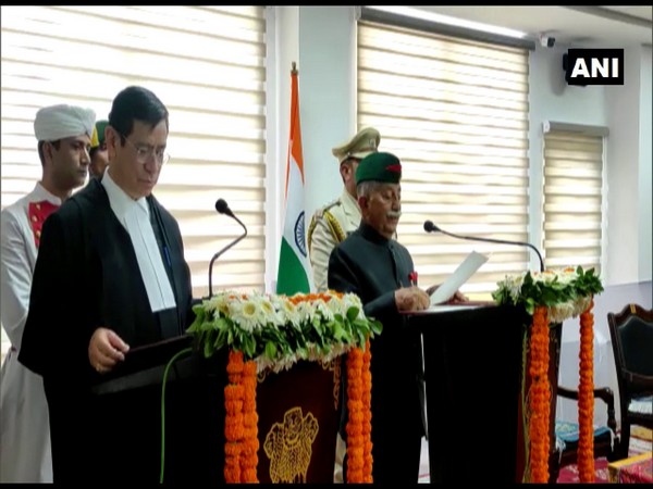  BD Mishra takes oath as Lt Governor of Ladakh (Photo/ANI)