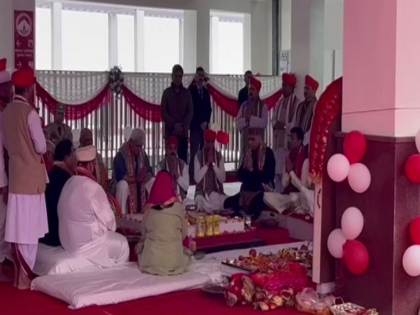 Lt governor Manoj Sinha at Mata Vaishno Devi Bhawan, Katra (Photo/ANI)