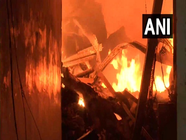 Visual of fire in a slums in Kamla Nagar (Photo/ANI)