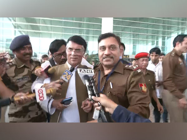 Congress leader Pawan Khera (Photo:ANI)