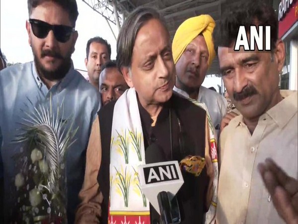 Congress leader Shashi Tharoor (Photo/ANI)