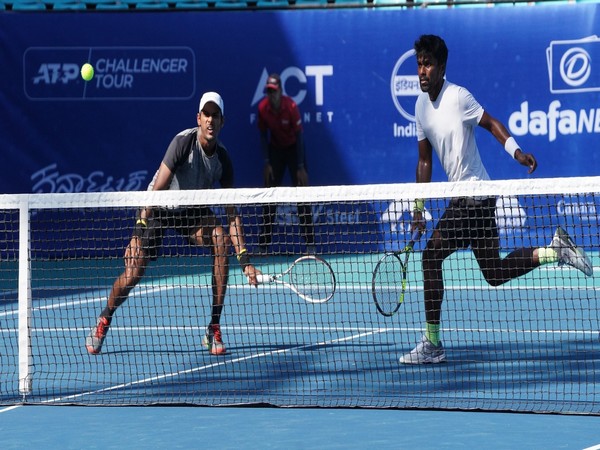 Anirudh Chandrasekhar and N Vijay Sundar Prashanth (photo: Bengaluru Open) 