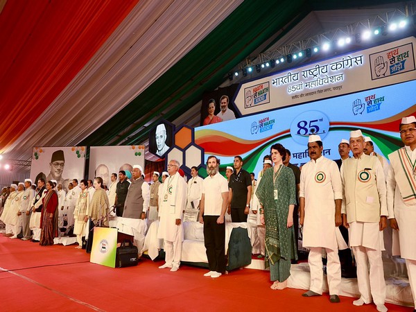 Sonia Gandhi with party leaders at Congress' 85th Plenary session (Photo/ANI)