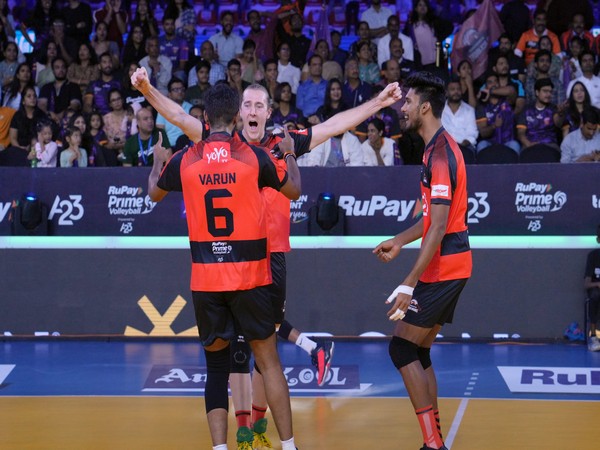 Hyderabad Black Hawks in action during Prime Volleyball League (Image: PVL)