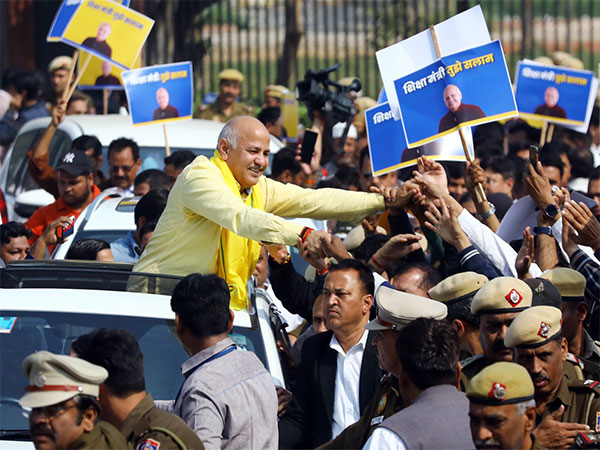 Manish Sisodia during his visit to Rajghat ahead of CBI questioning (Photo/ANI)
