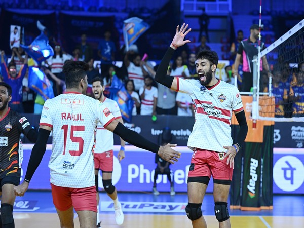 Kolkata Thunderbolts in action during Prime Volleyball League (Image: PVL)