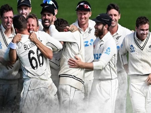 New Zealand players celebrating win (Photo: Twitter@@BLACKCAPS) 