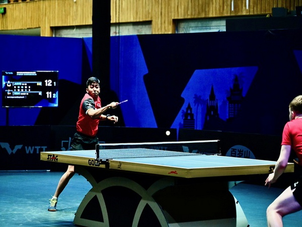 Harmeet Desai in action during qualifiers of WTT Star Contender (Image: TTFI)