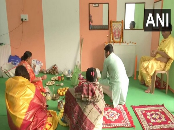 BJP performs puja ahead of Tripura Assembly poll results (Photo:ANI)