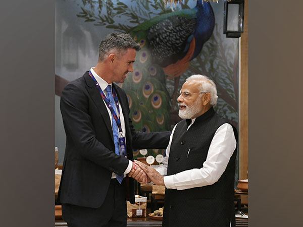 Kevin Pietersen with PM Narendra Modi (Image: Kevin Pietersen Twitter)