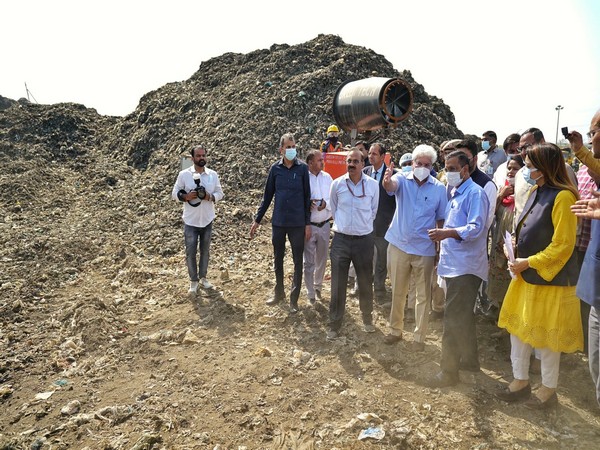 Delhi Chief Minister Arvind Kejriwal visits  Okhla landfill site (Photo/ANI)
