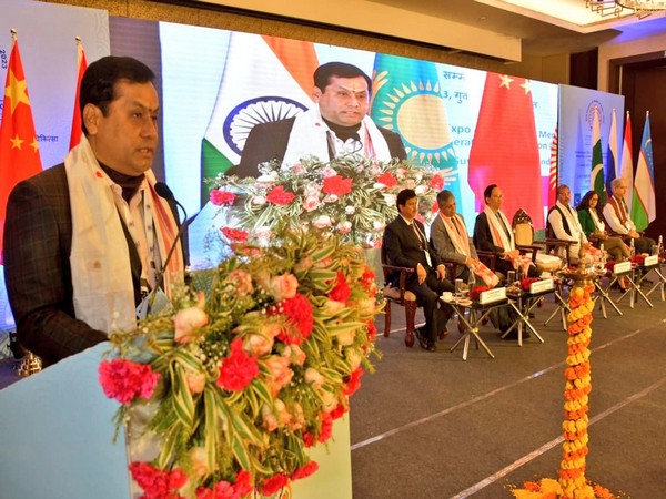 Union Minister of AYUSH Sarbanand Sonowal addressing the event in Guwahati (Photo: Sarbanand Sonowal Twitter)