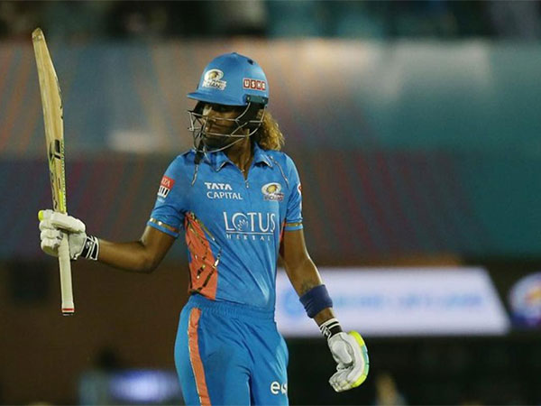 Hayley Matthews celebrating her fifty. (Photo- WPL Twitter)