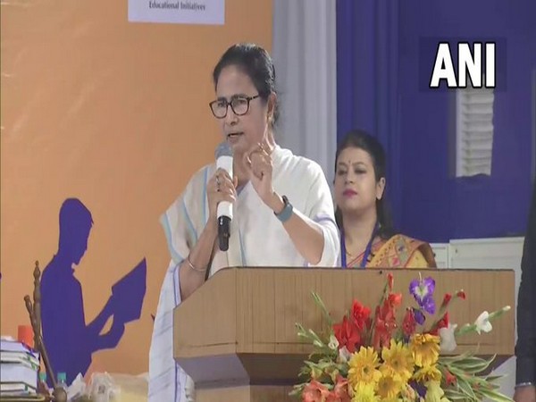 West Bengal Chief Minister Mamata Banerjee (File Photo/ANI)
