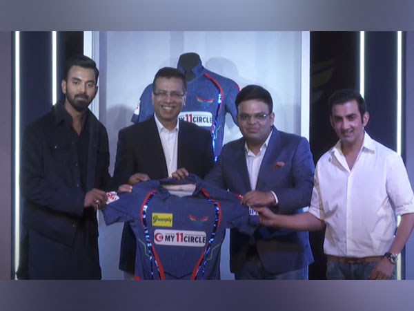 LSG  jersey unveil ceremony with KL Rahul, Sanjeev Goenka, Jay Shah and Gautam Gambhir (Photo: LSG/Twitter)
