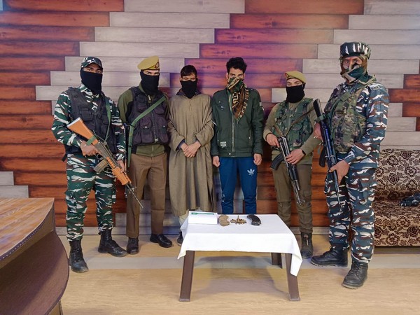 Visual of Jammu and Kashmir police with the accused person (Photo/ANI) 