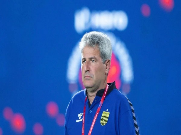 Hyderabad FC head coach Manolo Marquez (Photo: ISL Media)