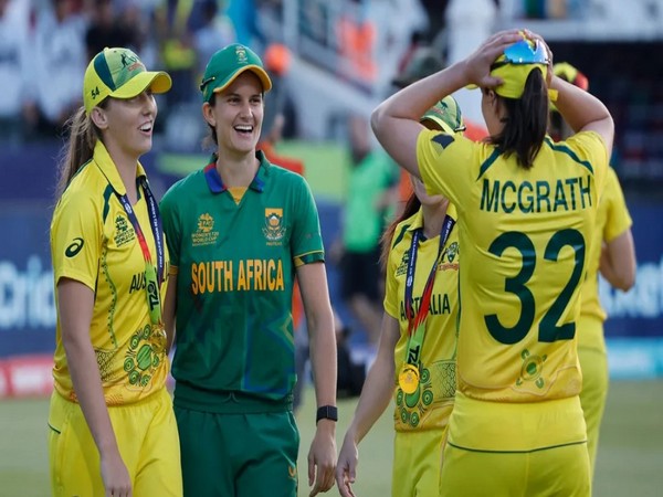 Australian and South African teams. (Photo- ICC Cricket)