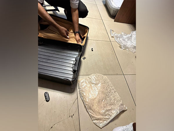 Heroin worth Rs 53 crore recovered by DRI (Photo/ANI)