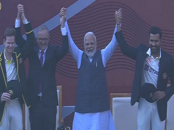 Steve Smith, Australia PM, Narendra Modi and Rohi Sharma (Photo: BCCI/Twitter) 