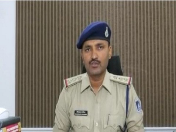 Bhawarkuan Police station in charge Shashikant Chaurasia (Photo/ANI)