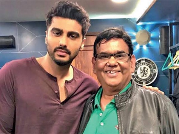 Arjun Kapoor with Satish Kaushik (Image Source: Instagram)