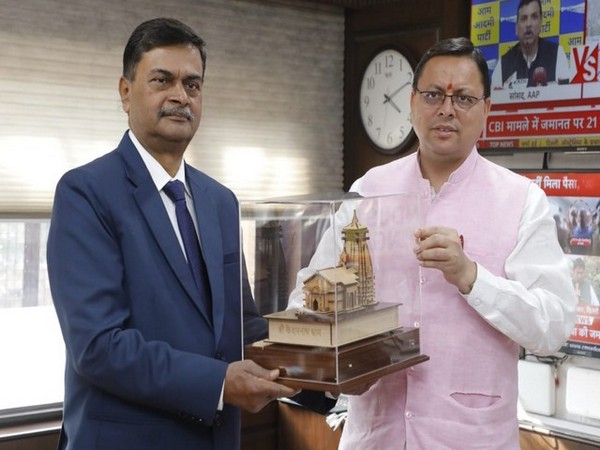 Uttarakhand Chief Minister Pushkar Singh Dhami with Union Power Minister RK Singh in 