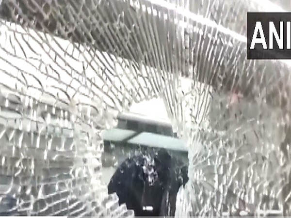 Damaged window of Vande Bharat express after stone pelting incident (Photo/ANI) (Photo/ANI)