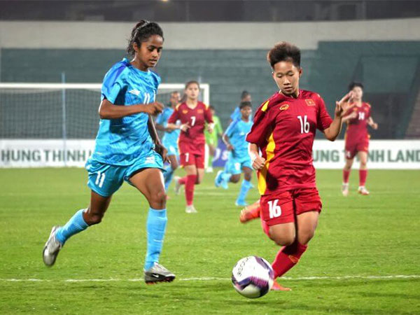 India and Vietnam teams in action (Photo: AIFF Media)