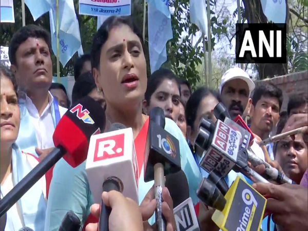 YSRTP chief YS Sharmila holds protest against Telangana's KCR government in Delhi