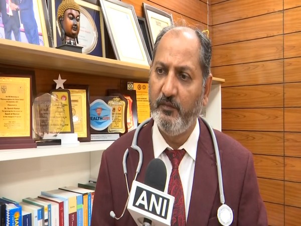 Dr Suresh Kumar Medical Director of LNJP, Delhi (Photo/ANI)